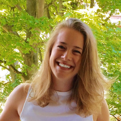 Stephanie-van-den-Akker.jpg